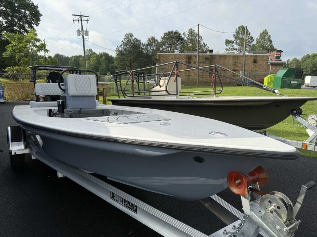 2025 Xplor Delta 18 Guide Series