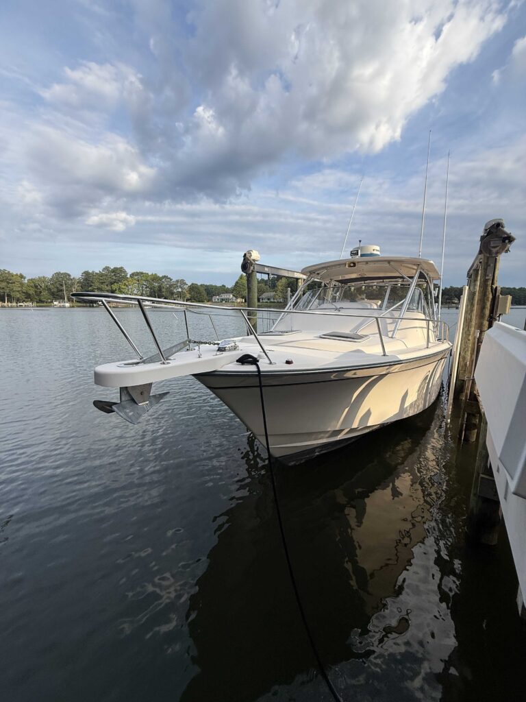 2005 GRADY WHITE 330 EXPRESS