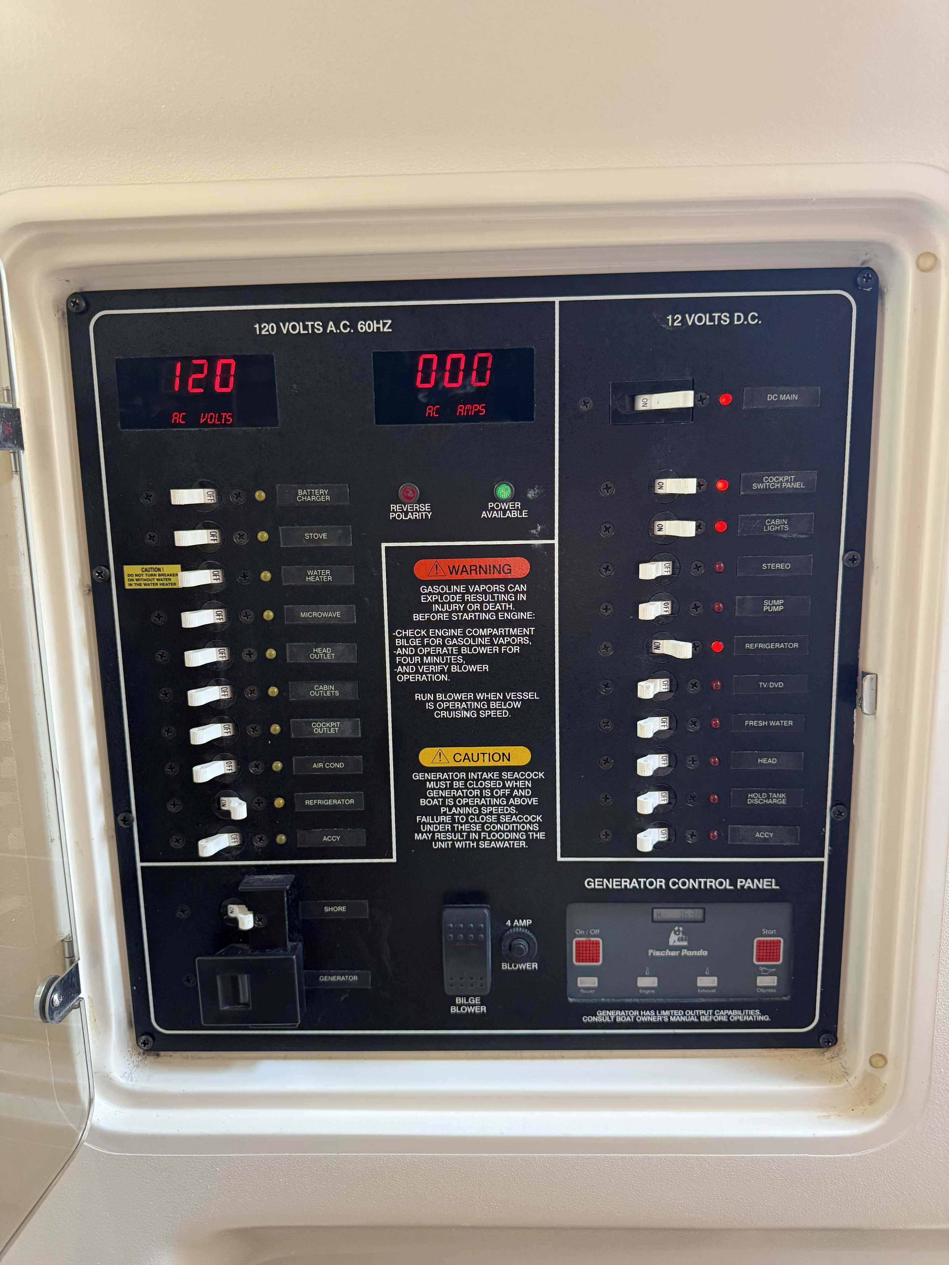 2005 GRADY WHITE 330 EXPRESS